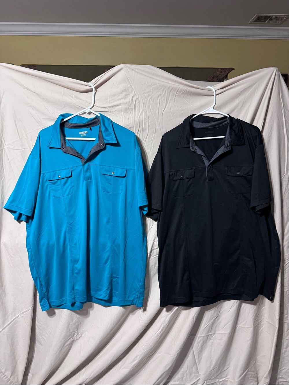 OGIO Men's Duo Pocket Polo in Turquoise and Black